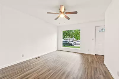 914 Greenheart Drive, New Carlisle, OH 45344 - Photo 5