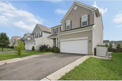 6359 Oak Trail Drive, Galloway, OH 43119 - Photo 3