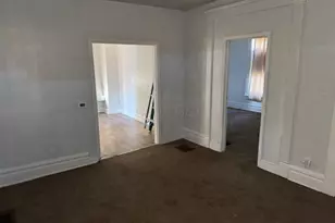 1527 E Hudson St, Columbus, OH 43211 - Photo 3