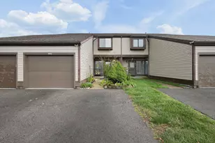 844 Cherlyn Ct, Columbus, OH 43228 - Photo 3