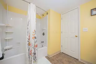 21 Winter Pine Dr, Delaware, OH 43015 - Photo 9