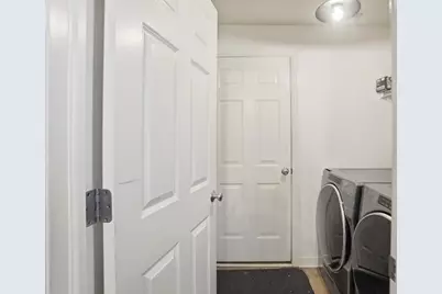 4699 Snowy Meadow Drive, Grove City, OH 43123 - Photo 23