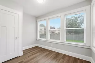 220 Parkwood Ave, Columbus, OH 43203 - Photo 29