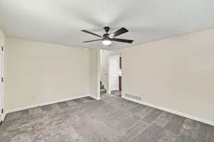 1736 Rebecca St, Columbus, OH 43219 - Photo 19
