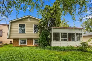 1736 Rebecca St, Columbus, OH 43219 - Photo 1