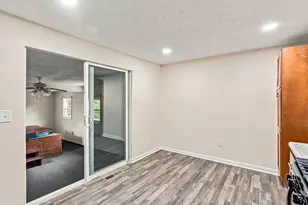 1736 Rebecca St, Columbus, OH 43219 - Photo 23