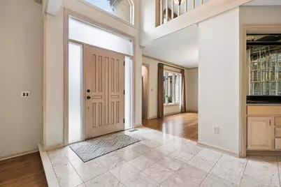 4248 Westleton Court, Columbus, OH 43221 - Photo 5