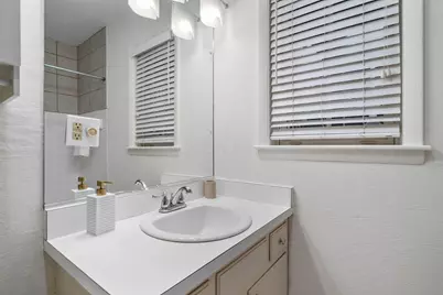 253 E Kossuth Street #A, Columbus, OH 43206 - Photo 15