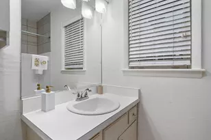 253 E Kossuth St, Columbus, OH 43206 - Photo 15