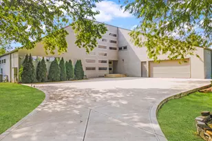 8575 Torwoodlee Ct, Dublin, OH 43017 - Photo 1