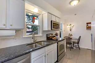 639 E Jeffrey Pl, Columbus, OH 43214 - Photo 13