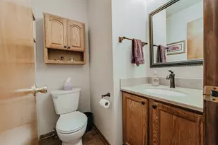 976 Karlslyle Dr, Columbus, OH 43228 - Photo 19