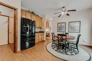 976 Karlslyle Dr, Columbus, OH 43228 - Photo 23