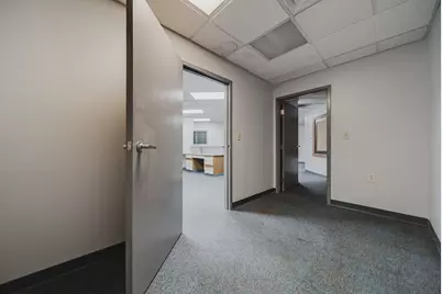 1392 S High Street, Columbus, OH 43207 - Photo 137