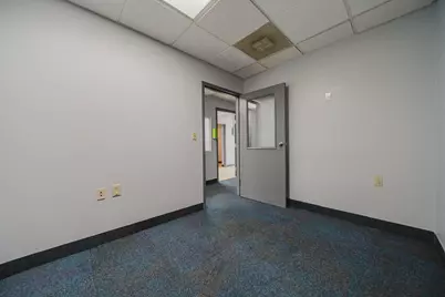 1392 S High Street, Columbus, OH 43207 - Photo 95