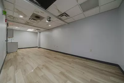 1392 S High Street, Columbus, OH 43207 - Photo 147