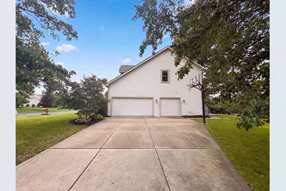 6255 Spinnaker Drive, Lewis Center, OH 43035 - Photo 3