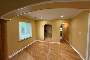 1404 S Waggoner Rd, Reynoldsburg, OH 43068 - Photo 5