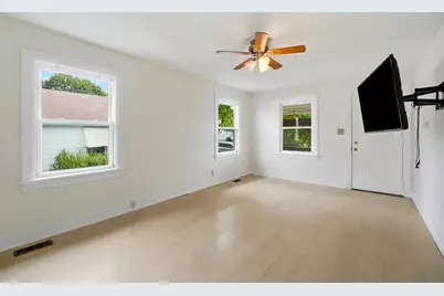 1017 Weng Avenue, Dayton, OH 45420 - Photo 11