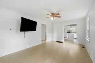 1017 Weng Ave, Dayton, OH 45420 - Photo 13