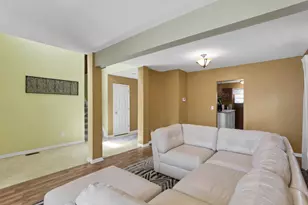 9290 Ruston Ln, Reynoldsburg, OH 43068 - Photo 7