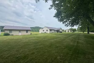 7885 Old River Rd, Philo, OH 43771 - Photo 11