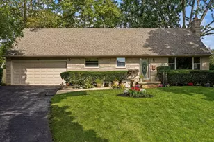 644 Beautyview Ct, Columbus, OH 43214 - Photo 3