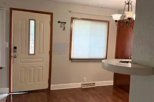 1276 Minnesota Ave, Columbus, OH 43211 - Photo 3