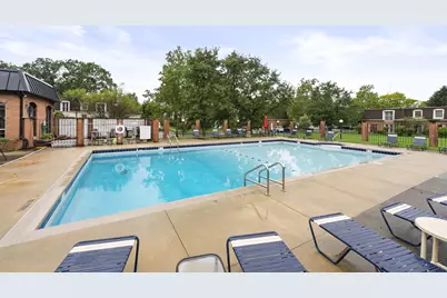 2866 Chateau Circle #97, Columbus, OH 43221 - Photo 29