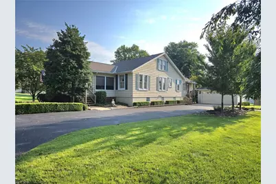2448 Clarendon Avenue, Zanesville, OH 43701 - Photo 1