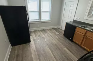 377 E Hinman Ave, Columbus, OH 43207 - Photo 7