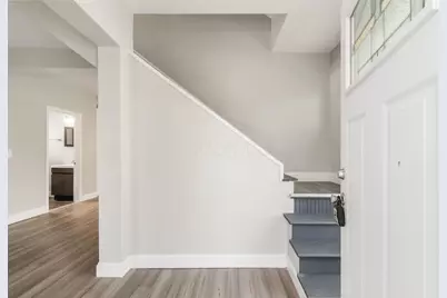 209 S Ogden Avenue, Columbus, OH 43204 - Photo 5