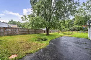 319 Canyon Dr S, Columbus, OH 43214 - Photo 37