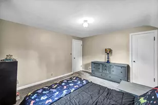 319 Canyon Dr S, Columbus, OH 43214 - Photo 39
