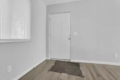 690 Kingsford Road, Columbus, OH 43204 - Photo 9