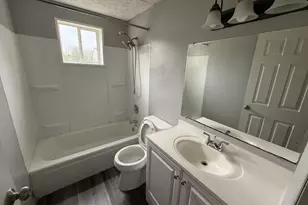 690 Kingsford Rd, Columbus, OH 43204 - Photo 49