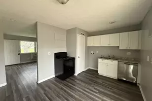 690 Kingsford Rd, Columbus, OH 43204 - Photo 37