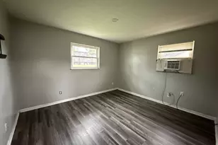 690 Kingsford Rd, Columbus, OH 43204 - Photo 41