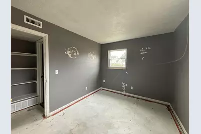 690 Kingsford Road, Columbus, OH 43204 - Photo 77