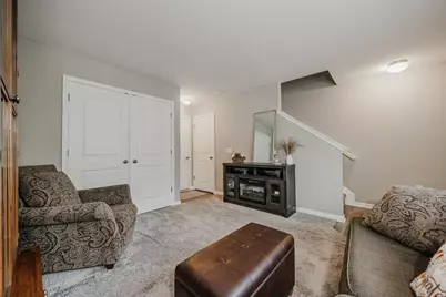 264 Autumn Ridge Circle, Pickerington, OH 43147 - Photo 7