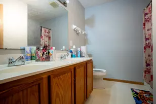 1816 Village Ridge Ln, Columbus, OH 43219 - Photo 11