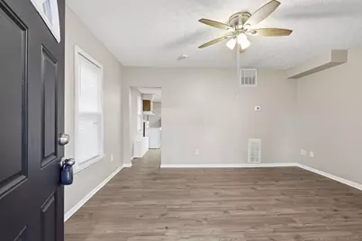 2405 S 7th Street, Columbus, OH 43207 - Photo 9