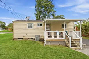 3921 Harwood Rd, Columbus, OH 43228 - Photo 39