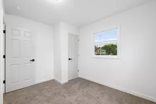 237 N 17th St, Columbus, OH 43203 - Photo 7