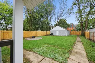 237 N 17th St, Columbus, OH 43203 - Photo 11