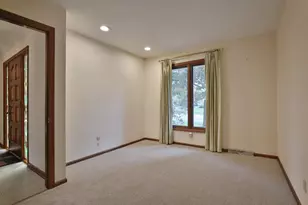 1079 Putney Dr, Columbus, OH 43085 - Photo 23