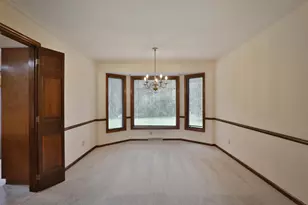 1079 Putney Dr, Columbus, OH 43085 - Photo 9
