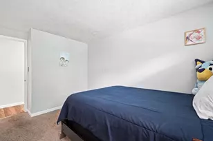 3008 Upton Rd W, Columbus, OH 43232 - Photo 17