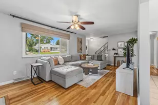 695 Island Ct, Columbus, OH 43214 - Photo 3