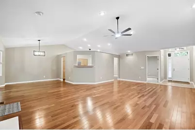 288 W Hull Drive, Delaware, OH 43015 - Photo 9